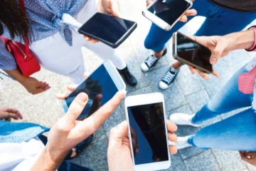 இலங்கையில் பதிவு செய்யப்படாத கைபேசிகளுக்கு தடை