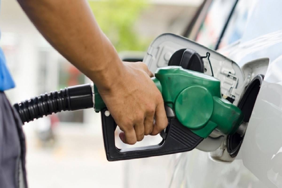 எரிபொருள் விநியோகத்தில் இன்று ஏற்பட்டுள்ள மாற்றம் | Today Fuel Distribution Changes Update எரிபொருள் விநியோகத்தில் இன்று ஏற்பட்டுள்ள மாற்றம் | Today Fuel Distribution Changes Update