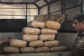 யாழில் இருந்து சென்ற வாகனத்தில் சிக்கிய ஆபத்தான பொருள்!