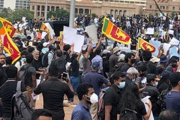 ගාලුමුවදොරපිටිය තරුණ අරගලයේ සහයට එක්වුණ අලුත්ම පිරිස - විරෝධතාකරුවන්ගේ අයිතිවාසිකම් තහවුරු කරන්න අලුත්ම වැඩපිළිවෙළක් හදලා..