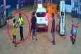 QR குறியீட்டை கேட்ட ஊழியரை ஓட ஓட விரட்டி தாக்குதல்!