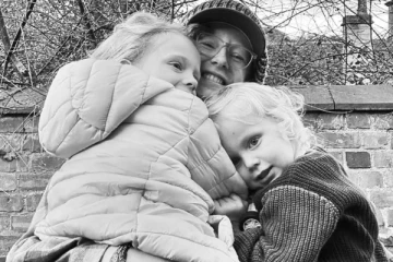 கிருஸ்துமஸ் கொண்டாட்டத்தில் துயரம்; தீ விபத்தில் தாயும் இரு குழந்தைகளும் உயிரிழப்பு