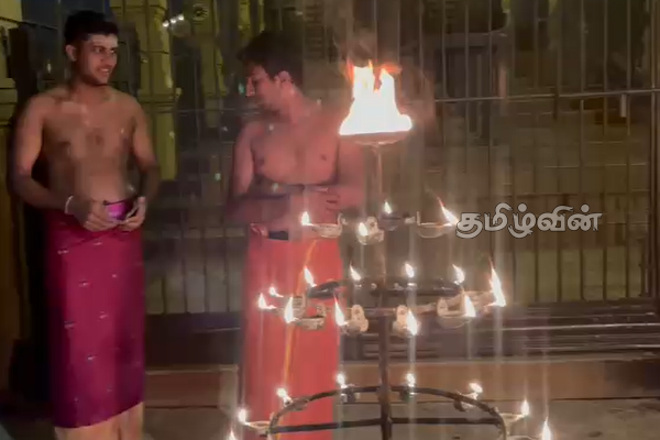புதுவருட பிறப்பை முன்னிட்டு நல்லூரில் ஏற்றப்பட்ட தீபங்கள் | New Year In Nallur Temple 2026 புதுவருட பிறப்பை முன்னிட்டு நல்லூரில் ஏற்றப்பட்ட தீபங்கள் | New Year In Nallur Temple 2026