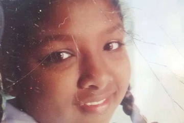 வீதியை கடக்க முற்பட்ட பாடசாலை மாணவிக்கு நேர்ந்த துயரம்