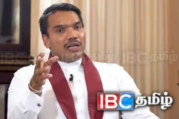 எதிர்ப்பிற்கு மத்தியிலும் லண்டன் புறப்பட்டார் நாமல்