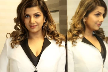 ரம்பாவா இது.. 48 வயதில் ஹாட் அண்ட் ட்ரெண்டி போட்டோஷூட்