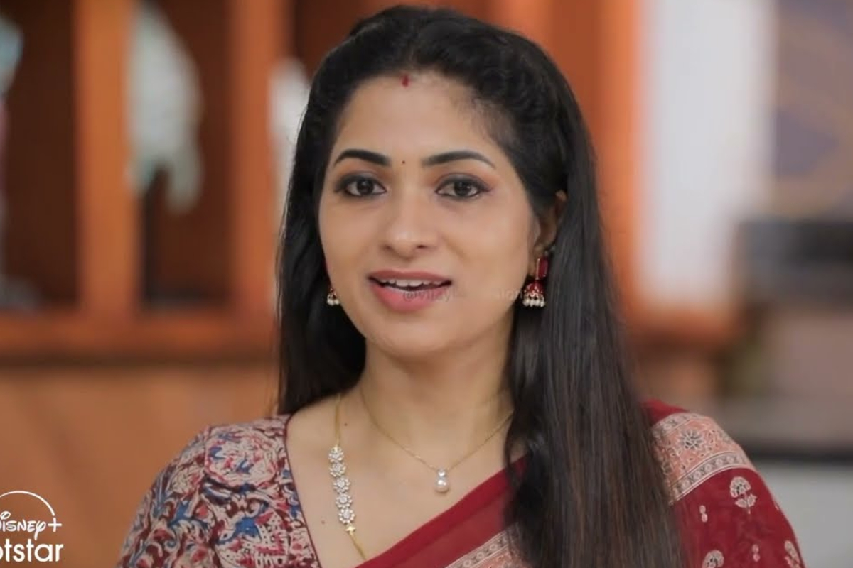 சுட்டும் விழி சுடரே சீரியலில் என்ட்ரி தரும் அய்யனார் துணை சீரியல் நடிகை.. அட இவரா! | Ayyanar Thunai Serial Actress New Entry In Svs