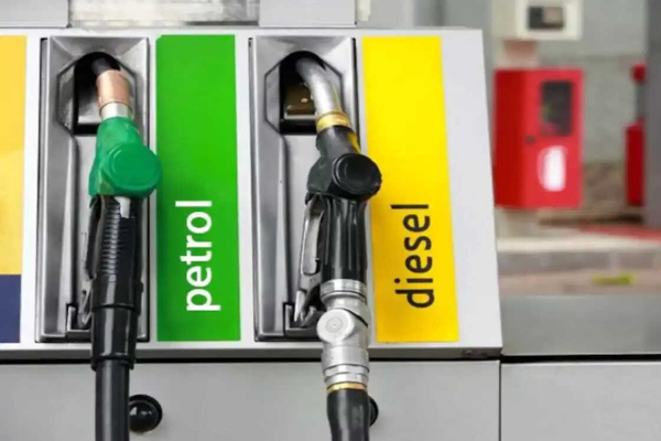 டீசலின் விலையை 120 ரூபாவினால் குறைத்த அரசாங்கம்: பிரதி அமைச்சரின் சர்ச்சைக்குரிய கருத்து | Npp Govt Reduced The Disel Price By 120 Rupees