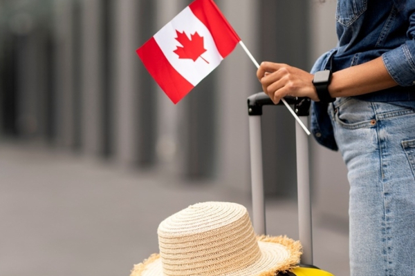 கனடா செல்ல காத்திருக்கும் இலங்கையர்களுக்கு வெளியான எச்சரிக்கை | Warning For Sri Lankans Awaiting Canada