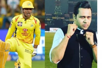 CSK அணி 10 வீரர்களுடன் தான் இந்த ஐபிஎல்ல விளையாடுது! பேட்டிங் விஷயத்துல டோனி கணக்கிலேயே இல்ல.. நாசூக்காக விமர்சித்த பிரபல வீரர்