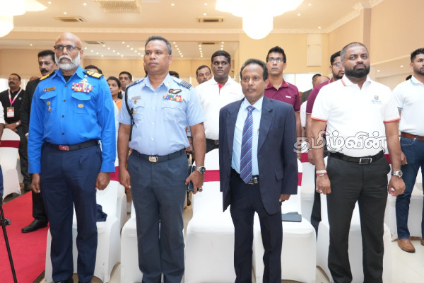 பொருளாதார உந்துசக்தியாக யாழ்ப்பாணம் மாற வேண்டும் : வடக்கு ஆளுநர் | Northern Province Governor N Vedhanayakan Speech பொருளாதார உந்துசக்தியாக யாழ்ப்பாணம் மாற வேண்டும் : வடக்கு ஆளுநர் | Northern Province Governor N Vedhanayakan Speech