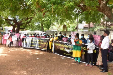 கௌரவமான உரிமைகளுடன் கூடிய அரசியல் தீர்வுக்கான மக்கள் குரலின் தொடர் போராட்டம் (Photos)