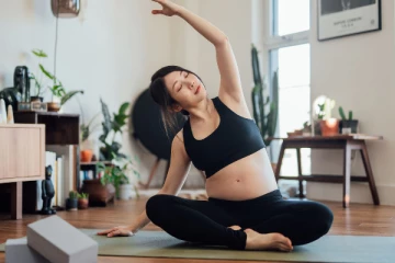 யோகாசனத்தின் முற்றி நிலையில் என்ன நடக்கும் தெரியுமா? டாக்டரை வைத்து டெமோ காட்டிய யூடியூப்பர்!