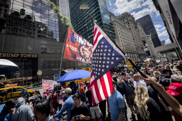 புலம்பெயர்ந்தோர் மீது தொடரும் ட்ரம்பின் கடும் நடவடிக்கைகள் | Trump Administration Detaining Immigrants