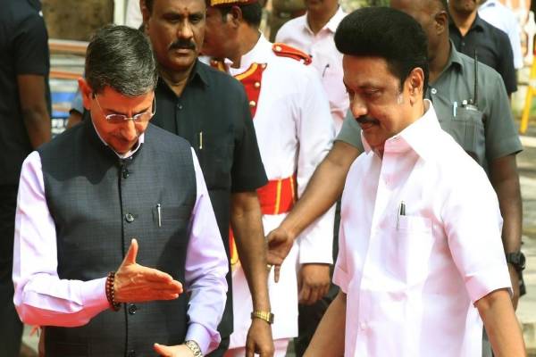 ஆளுநர் ஆர்.என்.ரவியுடன் முதலமைச்சர் சந்திப்பு - நிலுவை மசோதாக்கள் ஒப்புதலாகுமா? - தமிழ்நாடு