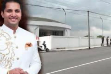 ආන්දෝලනාත්මක ප්‍රකාශයක් නිසා රටම කතා කළ ජෙරම්ගේ බිරිද සහ සුරූපි දියණිය ලංකාවට.