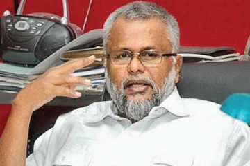 தமிழ் மக்கள் அசௌகரியங்களை எதிர்கொண்டது ஏன்? அமைச்சர் டக்ளஸ் விளக்கம்