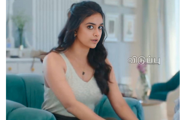 வாய்ப்பில்லாமல் 13 வருட காதலருடன் திருமணம்!! விளம்பரமே கதியாக இருக்கும் கீர்த்தி சுரேஷ்!! | Keerthy Suresh Act Adverstisement Fulltime