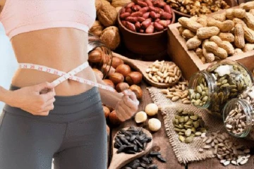 இலகுவாக உடல் எடையை குறைக்க உதவும் நட்ஸ் வகைகள்
