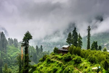 மனதை மயக்கும் குளு குளு மணாலி! இந்த மாதத்தில+ தான் சுற்றி பார்க்கணுமாம்;