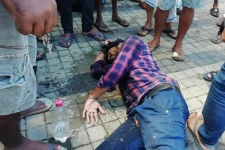 திருகோணமலையில் திடீரென மயங்கி விழுந்து இளைஞன்