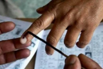 ராணிப்பேட்டை மாவட்டம் வாக்குப்பதிவு துவங்கியது