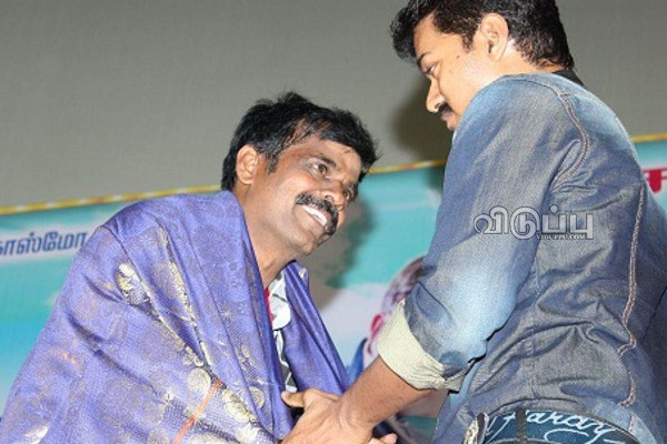 விஜய் மேனேஜர் தானேன்னு மூஞ்சில் புகைத்து தள்ளிய நடிகர்!! புலி தயாரிப்பாளர் ஓப்பன் | Puli Pt Selvakumar Open Sudeep Doing Bad Smoke