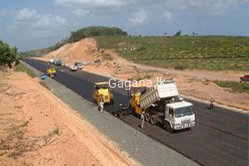 වැඩ නැවතුන මාර්ග යළි හදන්න රජයෙන් විශේෂ තීරණයක් ගනී..