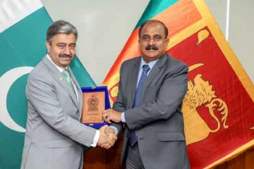 පාකිස්තාන ආරක්ෂක ලේකම් සහ ආරක්ෂක නියෝජ්‍ය අමාත්‍ය අතර විශේෂ හමුවක්