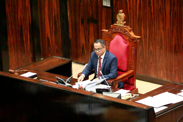 எம்.பிக்களின் பாதுகாப்பு தொடர்பில் நாடாளுமன்றில் பேச்சுவார்த்தை | 2 Hour Discussion In Regarding Mps Security எம்.பிக்களின் பாதுகாப்பு தொடர்பில் நாடாளுமன்றில் பேச்சுவார்த்தை | 2 Hour Discussion In Regarding Mps Security