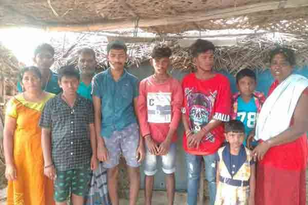 மேலும் 10 பேர் தமிழகத்தில் தஞ்சம்! | 10 More Lankan People Took Refuge In Tamil Nadu