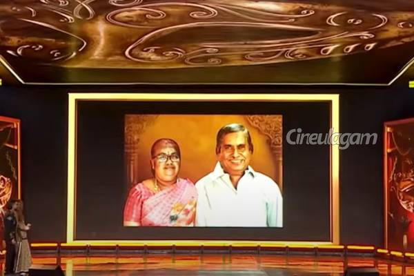 அய்யனார் துணை சீரியல் நடிகர் சோழனுக்கு நிஜ வாழ்க்கையில் இப்படியொரு சோகமா?... கண்ணீரில் அரங்கம், வீடியோ | Sad Story About Ayyanar Thunai Actor Chozhan