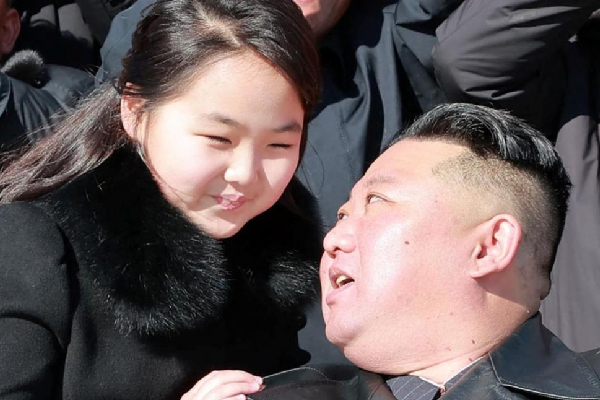 ஒரு வாரத்தில் பெயரை மாற்ற வேண்டும் : வடகொரிய அதிபர் உத்தரவால் பொதுமக்கள் அதிர்ச்சி | Within One Week Says North Korea President