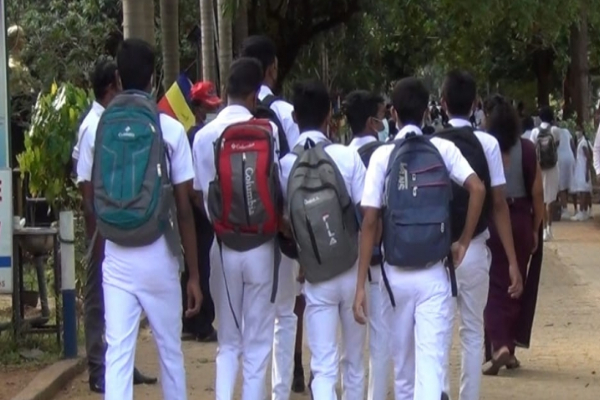 பாடசாலை விடுமுறை தொடர்பில் வெளியான புதிய அறிவிப்பு! | School Holidays New Announcement Education Ministr