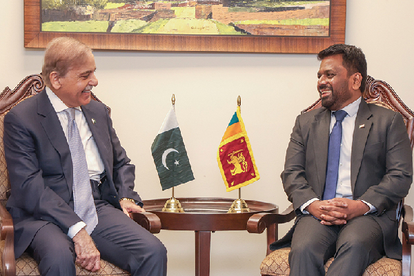 இலங்கைக்கான விமான கட்டணங்கள் கிடுகிடுவென உயர்ந்தன | Air Ticket Prices To Sri Lanka Rise