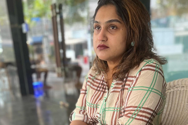 இதெல்லாம் என்கிட்ட வெச்சிக்காதீங்க.. மிரட்டலுக்கு பதிலடி கொடுத்த வனிதா | Vanitha Reply To Threatening Calls இதெல்லாம் என்கிட்ட வெச்சிக்காதீங்க.. மிரட்டலுக்கு பதிலடி கொடுத்த வனிதா | Vanitha Reply To Threatening Calls