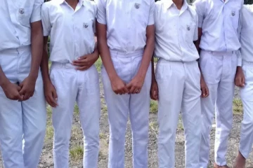 யாழில் பிரபல பாடசாலையில் மாணவர்களை கதிரையால் தாக்கிய ஆசிரியர்; அதிர்ச்சியை ஏற்படுத்திய சம்பவம்!