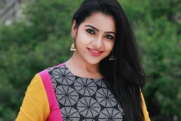 முக்கிய தொலைக்காட்சியில் ஒளிபரப்பாகும் VJ சித்ரா நடித்த கடைசி திரைப்படம்...