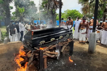 தீயுடன் சங்கமமானார் குமாரதாச மாப்பாண முதலியார்