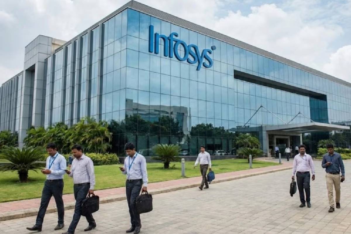 இன்ஃபோசிஸ் வெளியிட்ட அந்த அறிவிப்பு... மென்பொருள் ஊழியர்கள் ஆனந்த கண்ணீர் | Infosys No Layoffs Promise