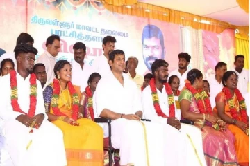 ஏற்கனவே திருமணம் ஆனவர்களுக்கு திருமணம் செய்து வைத்த நடிகர் விஷால்? எழுந்த சர்ச்சை