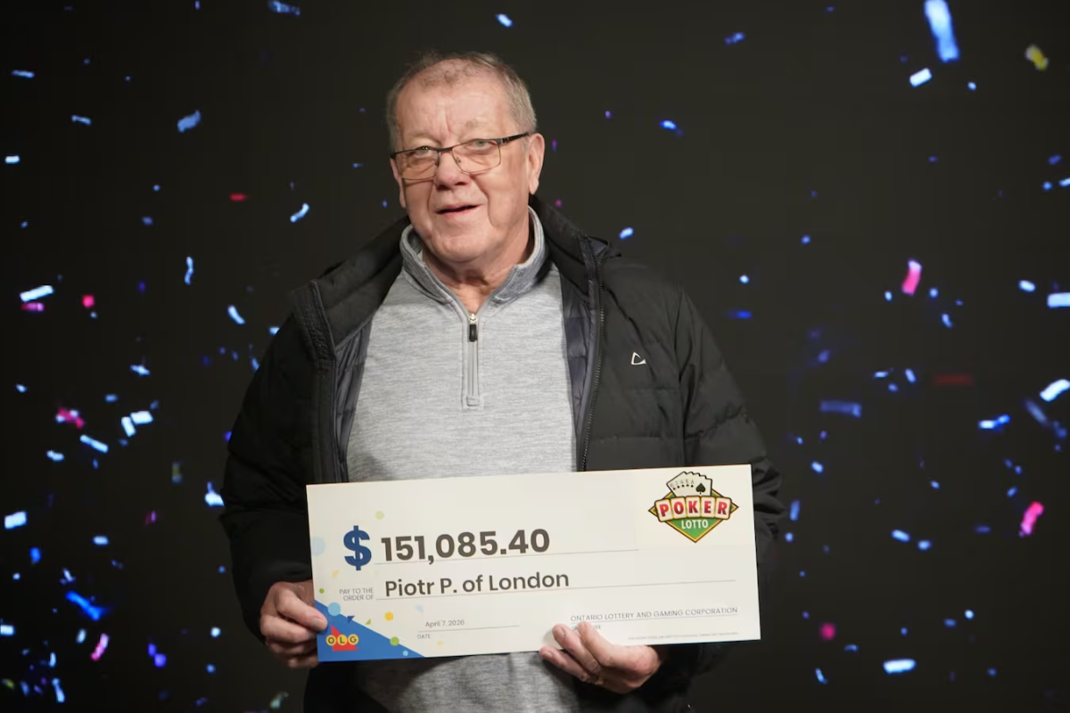 கனடாவில் 73 வயது லொறி ஓட்டுநருக்கு அடித்த அதிர்ஷ்டம்! | London Truck Driver Celebrates 151K Lotto Win