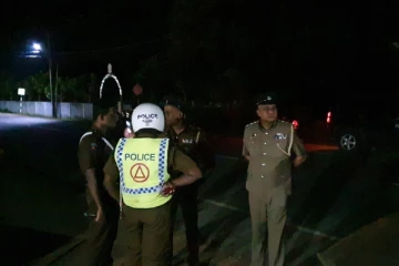 யாழில் பொலிஸாரால் நடந்த விபரீதம் ; மின்கம்பத்தில் மோதுண்டு ஒருவர் பலி