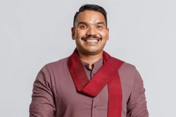 නාමල් රාජපක්ෂට අද තීරණාත්මකයි - අල්ලස් හෝ දූෂණ චෝදනා විමර්ශන කොමිසම හමුවට