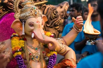 10 ஆண்டுக்கு பிறகு அதிசக்திவாய்ந்த விநாயகர் சதுர்த்தி! இணையும் 4 கிரகங்கள் - எந்த நேரத்தில் சிலை வாங்கனும்?