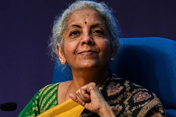 உலகின் சக்தி வாய்ந்த பெண்கள்; நிர்மலா சீதாராமன் தான் டாப் - 4 இந்தியர்கள்!