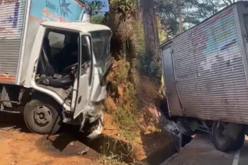 நானுஓயா- குறுக்கு வீதியில் வேகக் கட்டுப்பாட்டை இழந்த லொறி விபத்து