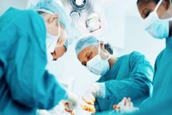 ஆத்திரத்தில் மாணவன் தாக்கியதில் சக மாணவன் ஆபத்தான நிலையில் வைத்தியசாலையில்! | Student Went Into A Coma Follow Student Attacked