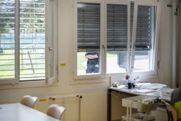 சுவிட்சர்லாந்துக்கு இந்த ஆண்டில் வர இருக்கும் 2,400 அகதிகளுக்கு இடமில்லை