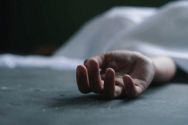 உத்தரபிரதேச ஹோட்டலொன்றில் சடலமாக கிடந்த இலங்கை பெண் | Sri Lankan Woman Found Dead In Uttar Pradesh